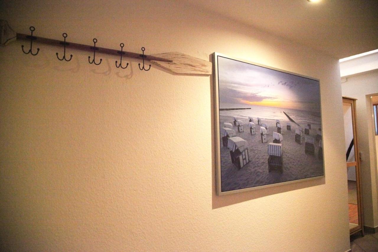 Wunderschoene Dachgeschoss - Maisonette Rostock Esterno foto