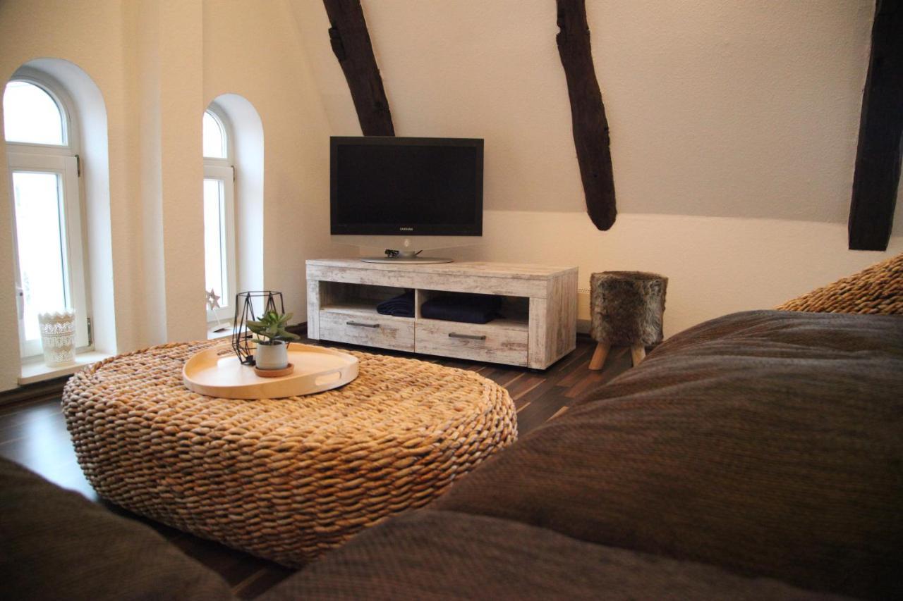 Wunderschoene Dachgeschoss - Maisonette Rostock Esterno foto