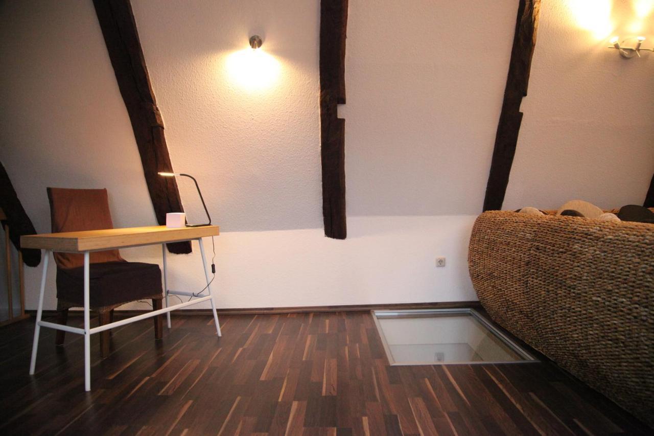 Wunderschoene Dachgeschoss - Maisonette Rostock Esterno foto