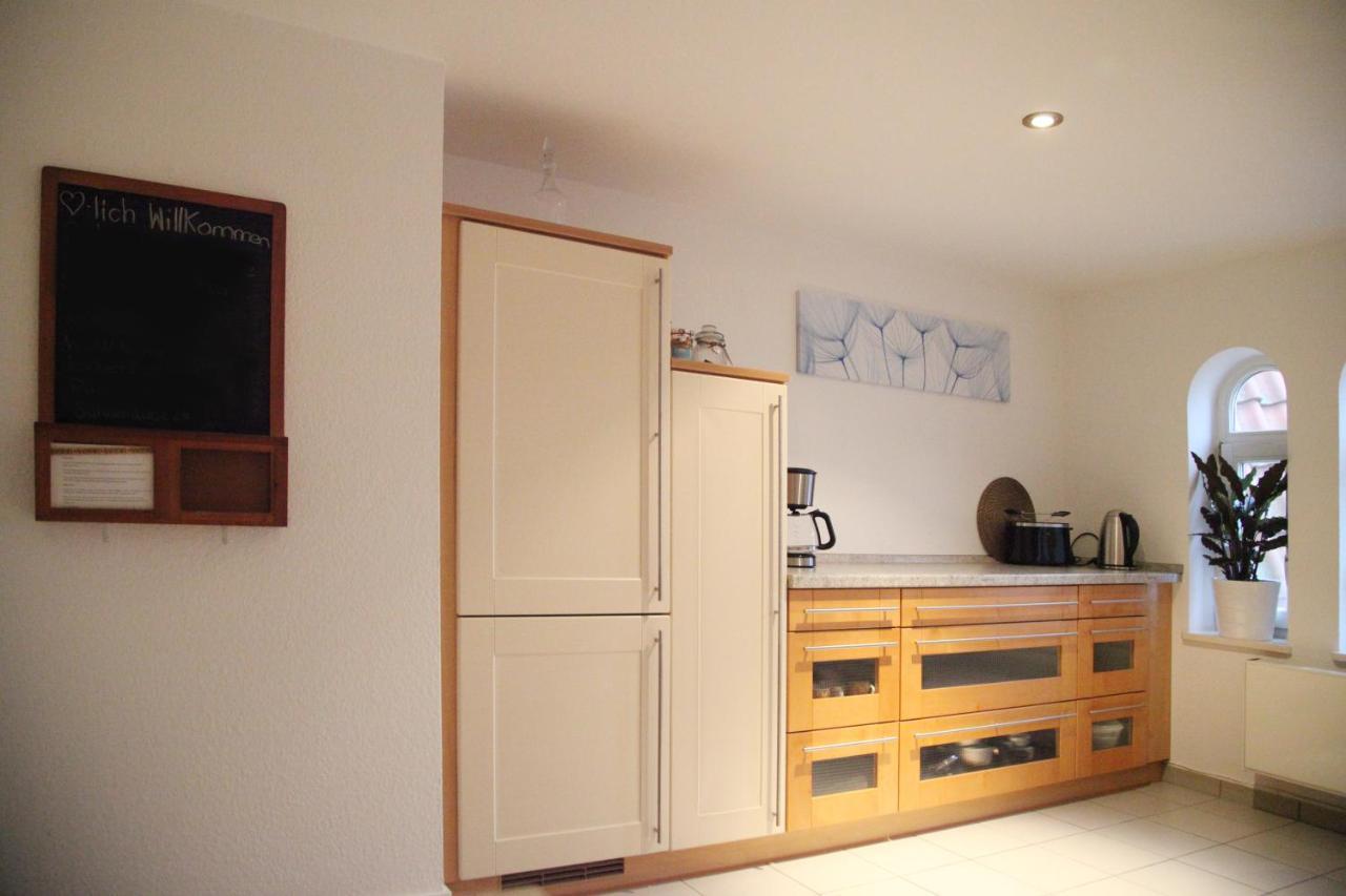 Wunderschoene Dachgeschoss - Maisonette Rostock Esterno foto