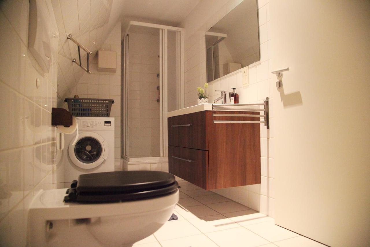 Wunderschoene Dachgeschoss - Maisonette Rostock Esterno foto