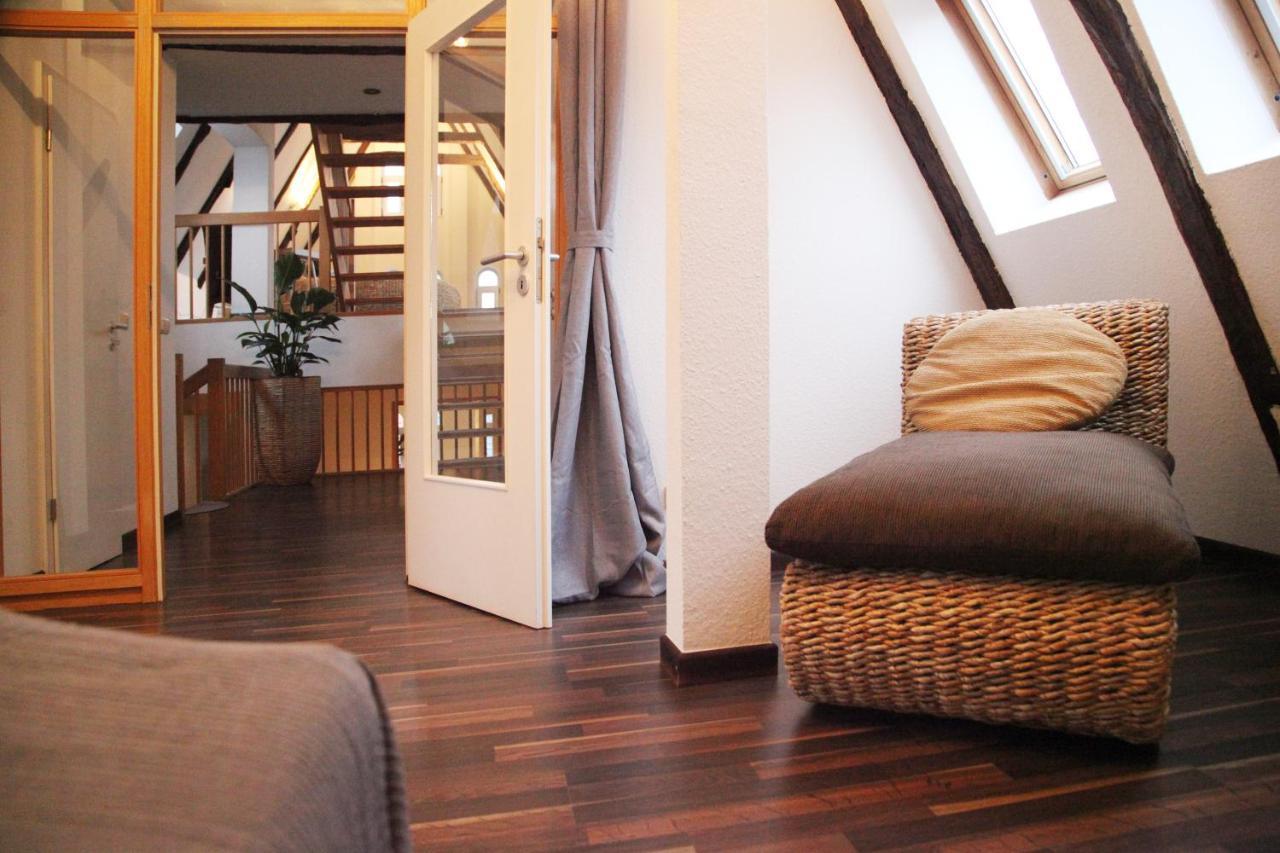 Wunderschoene Dachgeschoss - Maisonette Rostock Esterno foto